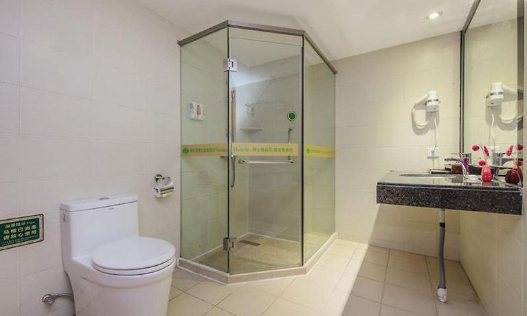 Vienna Hotel Yunbao 広州